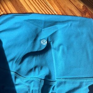 Teal lululemon leggings